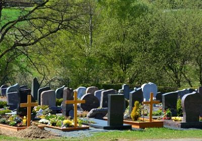 Choix du lieu de sépulture : il faut respecter les dernières volontés du défunt