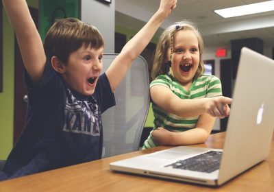 Sécurité des enfants sur Internet : 4 conseils essentiels