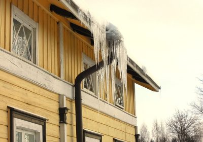Dommages causés par le gel : quelle prise en charge par votre assurance habitation ?