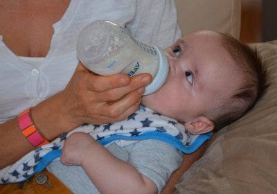 Nouveau rappel de lait bébé contaminé L’inspection sanitaire sur le qui-vive