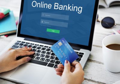Banques en ligne. Les fiches détaillées des principales banques en ligne et néo-banques